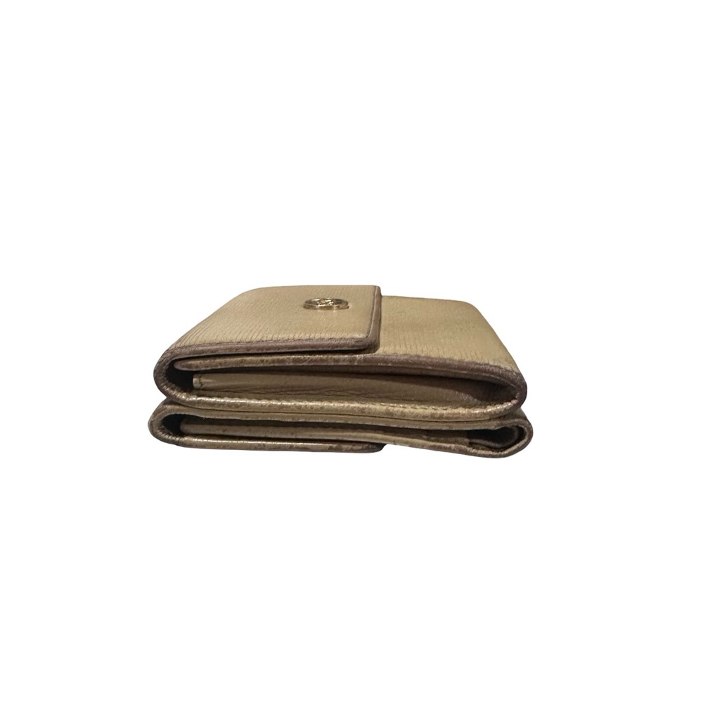 Chanel Coco Button (or Coco Bouton) trifold compact wallet neutral/beige leather - Picture 5 of 11